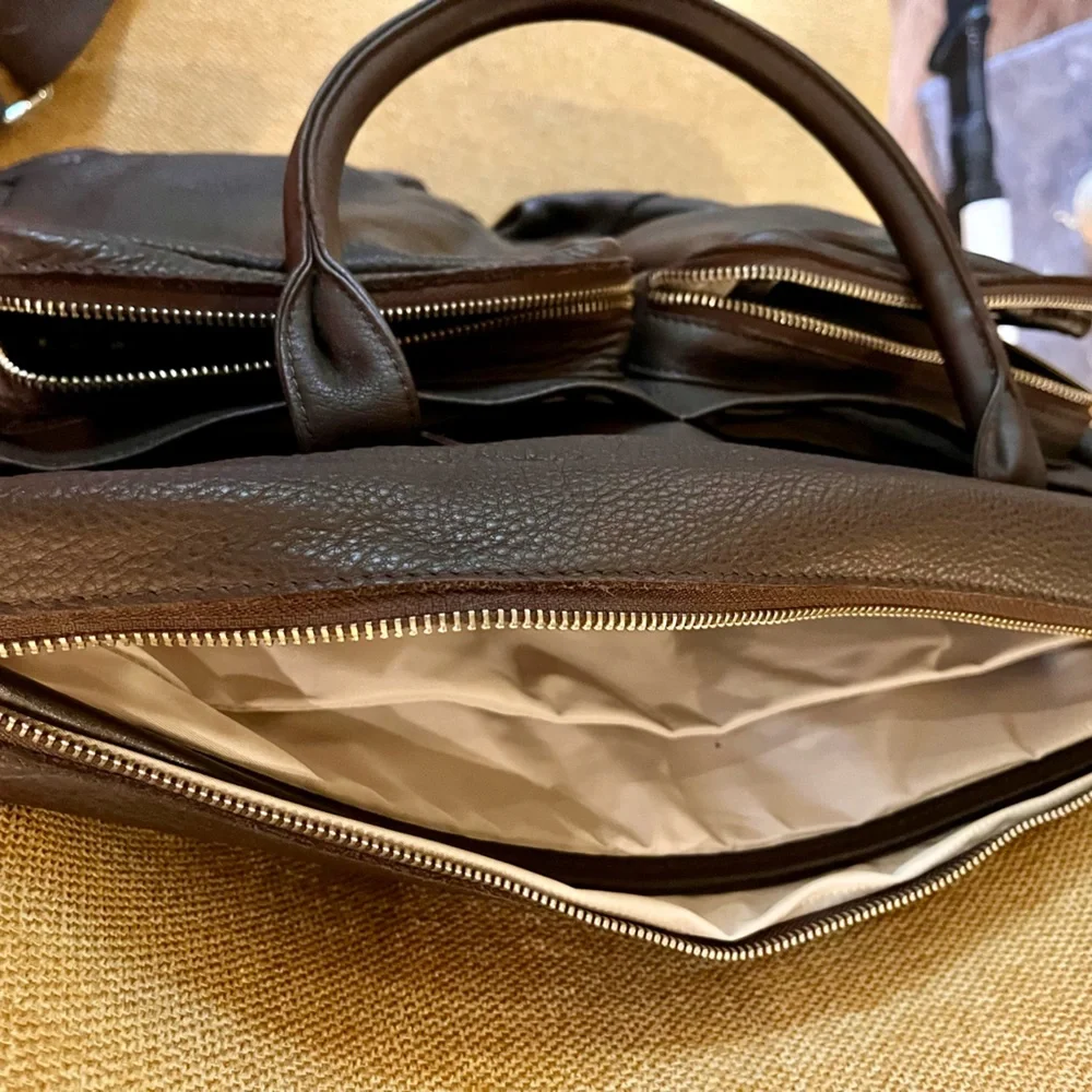 New unused Peter Millar Dark Brown Pebbled Leather Briefcase & Removable Strap.